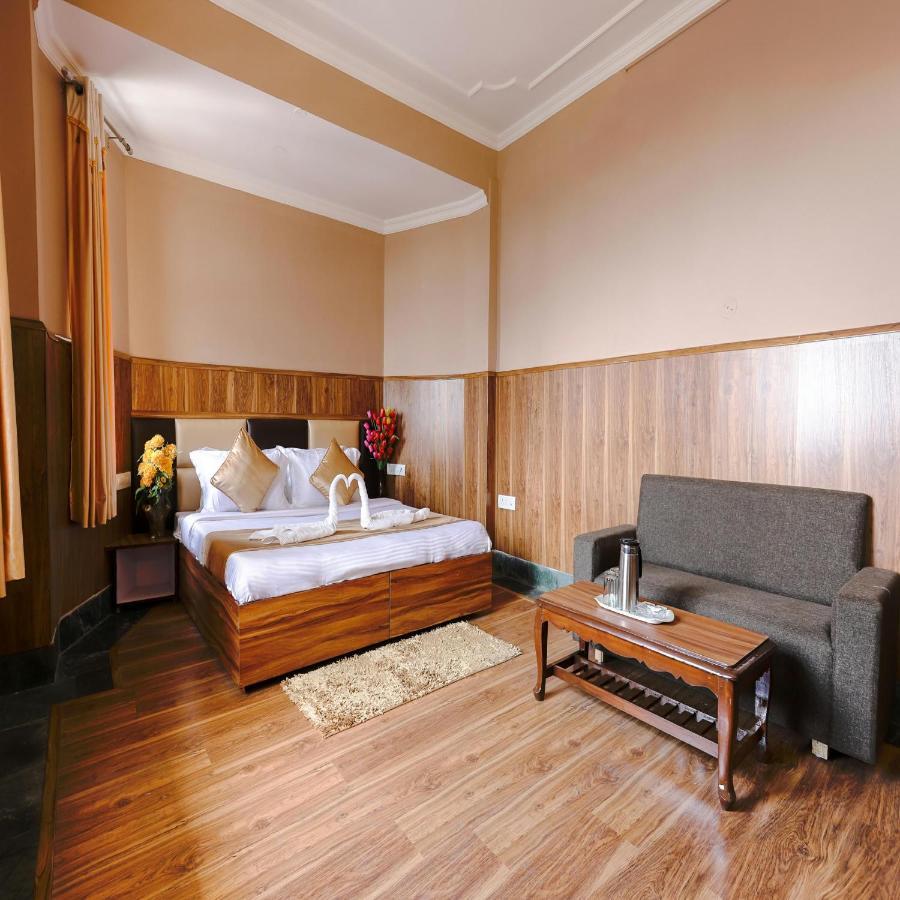 Hotel Varuni Mcleodganj Dharamshala Extérieur photo