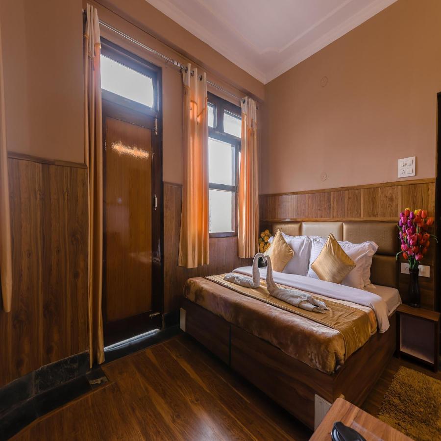 Hotel Varuni Mcleodganj Dharamshala Extérieur photo