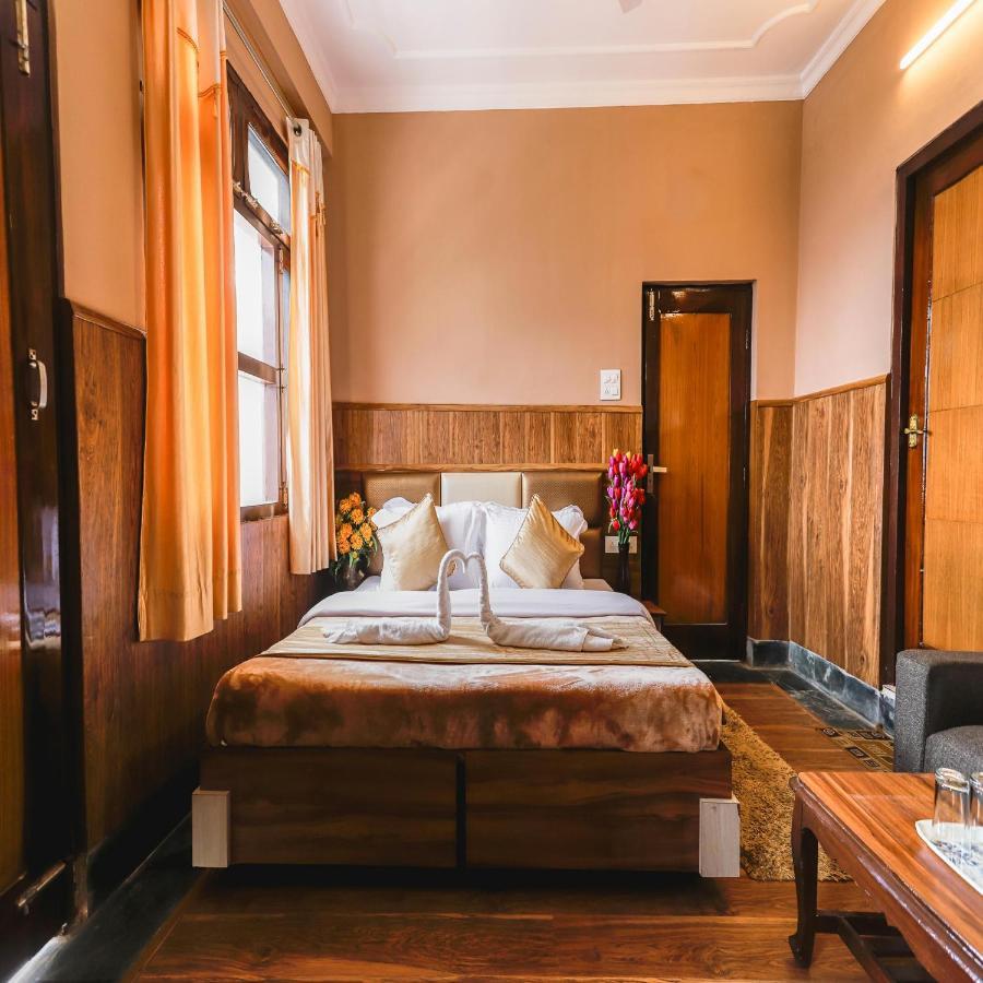 Hotel Varuni Mcleodganj Dharamshala Extérieur photo